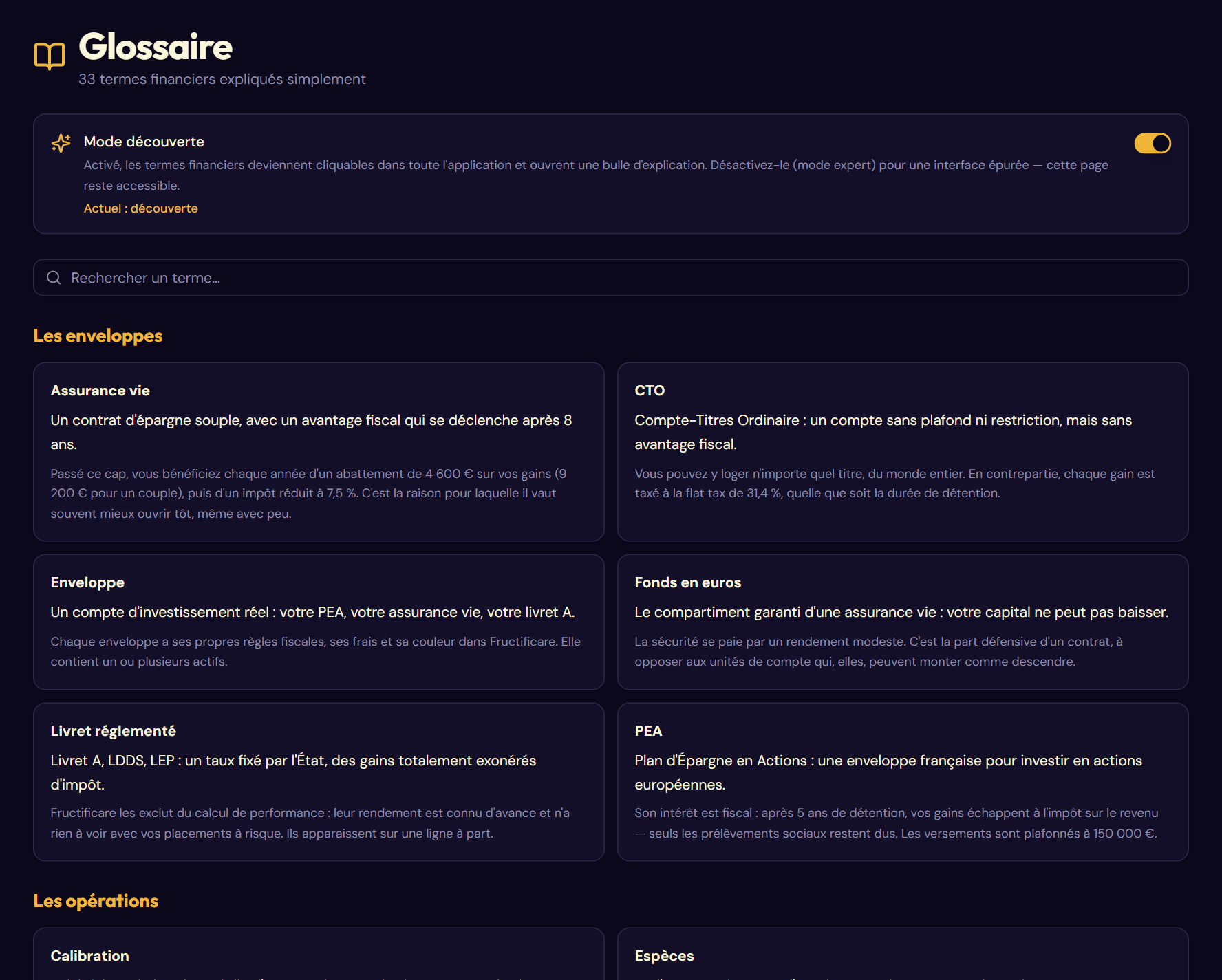Glossaire de Fructificare expliquant les enveloppes : assurance-vie, CTO, PEA, livrets réglementés.